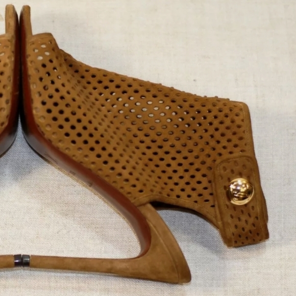 1000$ LOUIS VUITTON LV brown perforated suede open toe heels shoes 38.5 us8.5 - Picture 4 of 8
